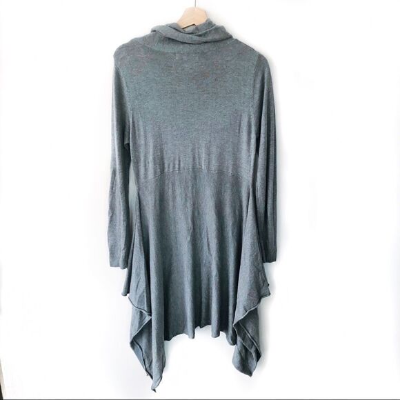 💝(3/$25) 𝅺xception • cowl neck asymmetrical tunic - Picture 3 of 7